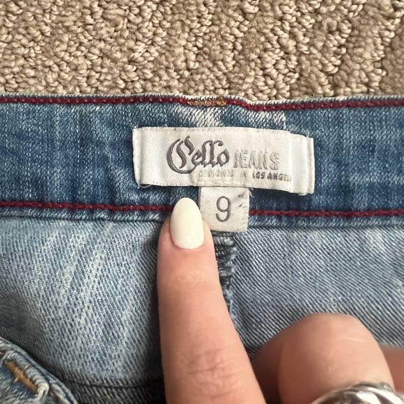 Cello Women's Light Wash Skinny Jeans - Picture 4 of 4